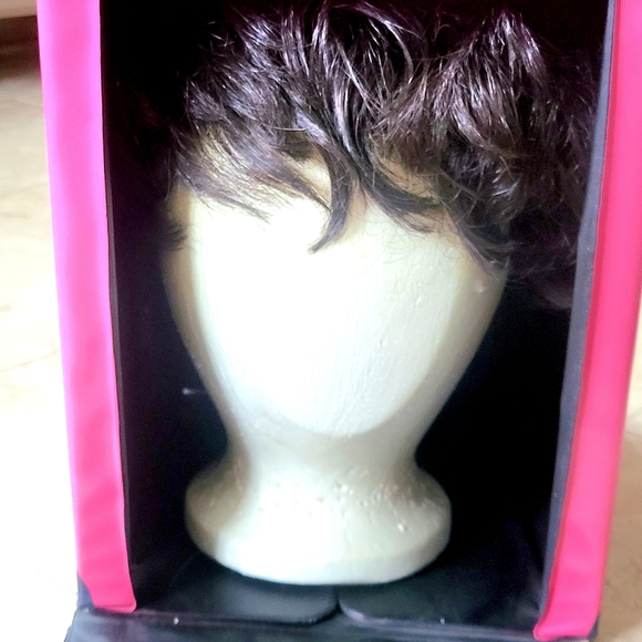 Vintage Carousel Pink Wig Box Case With Styrofoam Head and Wig - Picture 6 of 15